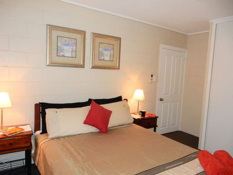 Lucinda Holiday Rentals  - Accommodation Mooloolaba 2