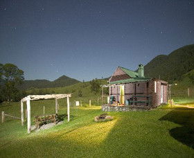 Roseleigh Cottage - Accommodation Mooloolaba 0