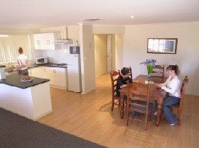 Copper Cove Holiday Villas - Accommodation Mooloolaba 0