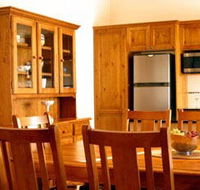 Cottages On Lovedale - Accommodation Mooloolaba