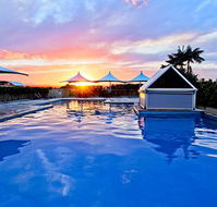 Oaks Waterfront Resort - The Entrance - Accommodation Mooloolaba