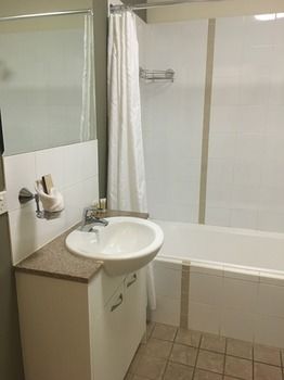 Waldorf The Entrance Serviced Apartments - Accommodation Mooloolaba 10