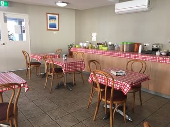 Waldorf The Entrance Serviced Apartments - Accommodation Mooloolaba 17