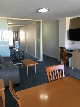 Waldorf The Entrance Serviced Apartments - Accommodation Mooloolaba 57