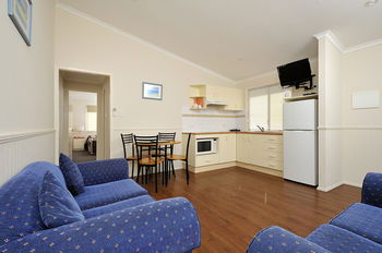 Sydney Lakeside Holiday Park - Accommodation Mooloolaba 11