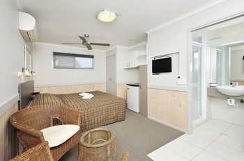 Sydney Lakeside Holiday Park - Accommodation Mooloolaba 26