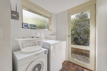 Bungunyah Apartments - Accommodation Mooloolaba 54