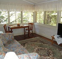 Whispering Pines Chalet amp Cottages - Accommodation Mooloolaba