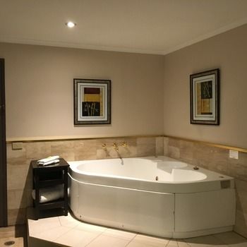 Eltham Gateway Hotel - Accommodation Mooloolaba 5