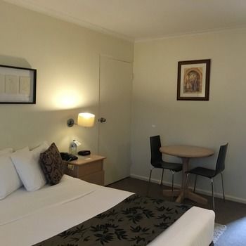 Eltham Gateway Hotel - Accommodation Mooloolaba 11