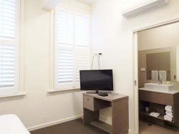 Naughtons Parkville Hotel - Accommodation Mooloolaba 17