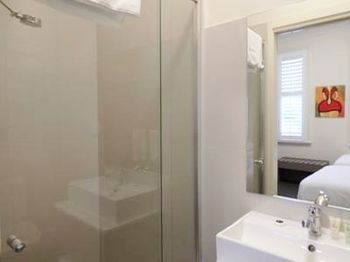 Naughtons Parkville Hotel - Accommodation Mooloolaba 27