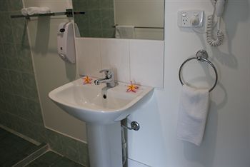 Riverside Motel - Accommodation Mooloolaba 17
