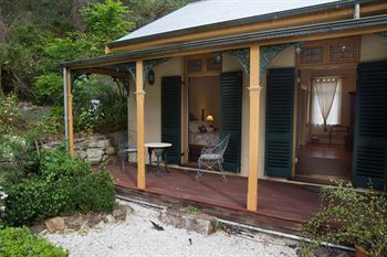 Tizzana Winery Bed & Breakfast - Accommodation Mooloolaba 3