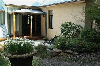 Tizzana Winery Bed & Breakfast - Accommodation Mooloolaba 8