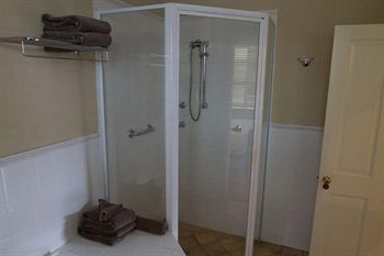 Tizzana Winery Bed & Breakfast - Accommodation Mooloolaba 9