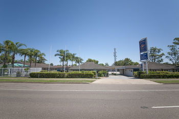 Colonial Terrace Motor Inn - Accommodation Mooloolaba 0