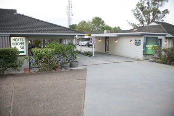 Colonial Terrace Motor Inn - Accommodation Mooloolaba 12