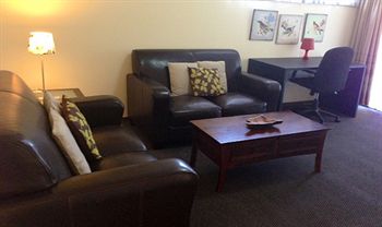 Australian Home Away @ Doncaster Elgar - Accommodation Mooloolaba 2