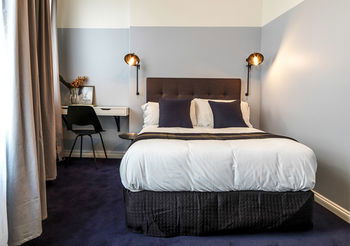 Hotel Harry, An Ascend Hotel Collection Member - Accommodation Mooloolaba 4