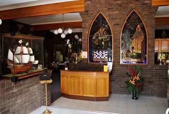 Airport Motel Sir Francis Drake - Accommodation Mooloolaba 3