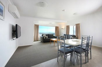 Harbourview Serviced Apartments - Accommodation Mooloolaba 3