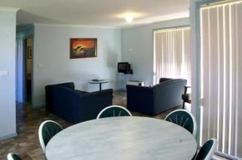 Kings Point Retreat - Accommodation Mooloolaba 10