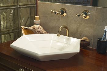 Kingfishers Manor @ Noosa - Accommodation Mooloolaba 9