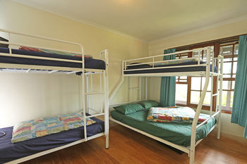 Pittwater YHA - Hostel - Accommodation Mooloolaba 11