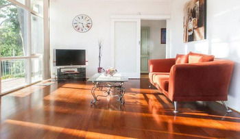 Eltham Retreat - Accommodation Mooloolaba 9