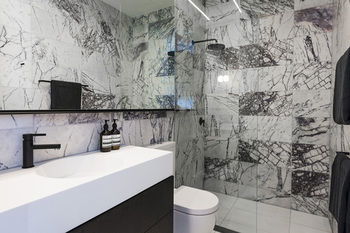 Apartment Hotel East Central - Accommodation Mooloolaba 0