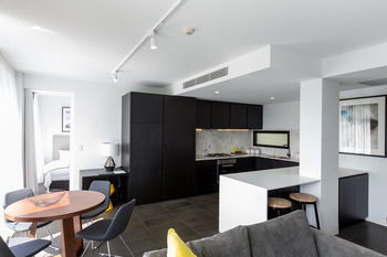 Apartment Hotel East Central - Accommodation Mooloolaba 41