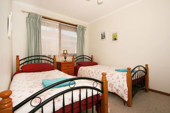 40 Thames Holiday Unit - Accommodation Mooloolaba 7