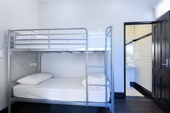 The Village Glebe - Hostel - Accommodation Mooloolaba 22