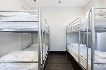 The Village Glebe - Hostel - Accommodation Mooloolaba 24