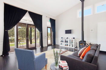 Block Eight - Accommodation Mooloolaba 7