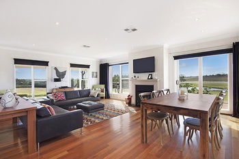 Block Eight - Accommodation Mooloolaba 9