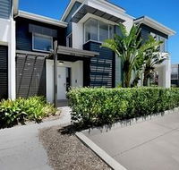 Magenta Studio Room - Accommodation Mooloolaba
