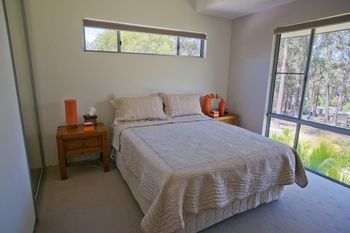 Moonee Beach Executive Retreat - Accommodation Mooloolaba 9