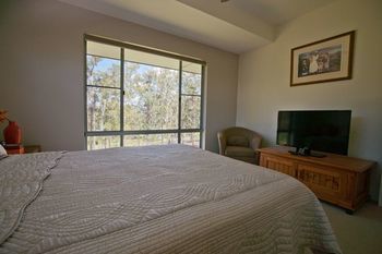 Moonee Beach Executive Retreat - Accommodation Mooloolaba 12