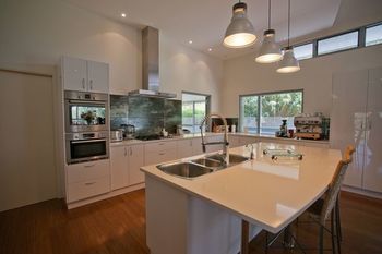 Moonee Beach Executive Retreat - Accommodation Mooloolaba 21