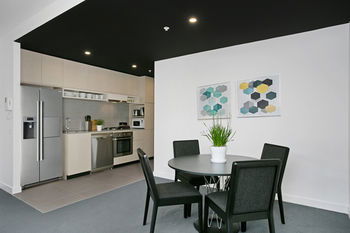 CAMPUS - Accommodation Mooloolaba 18