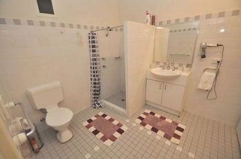 Camperdown 517 MIS Furnished Apartment - Accommodation Mooloolaba 1