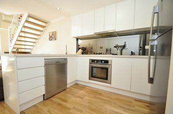 Darlinghurst 607 Pop Furnished Apartment - Accommodation Mooloolaba 4