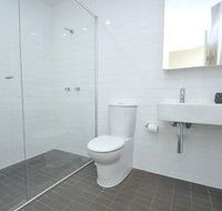 Neutral Bay 4 Young Furnished Apartment - Accommodation Mooloolaba
