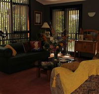 Asimatree Bed  Breakfast and Art Garden