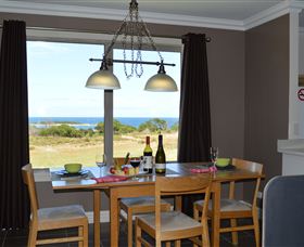 A Portside Experience - King Island - Accommodation Mooloolaba 0