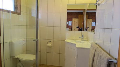 AAT 28 Goldsmith Hotel - Accommodation Mooloolaba 1