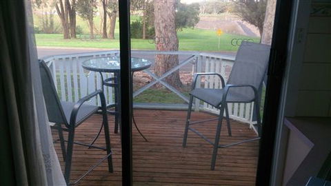 Budget On The Lake - Accommodation Mooloolaba 2