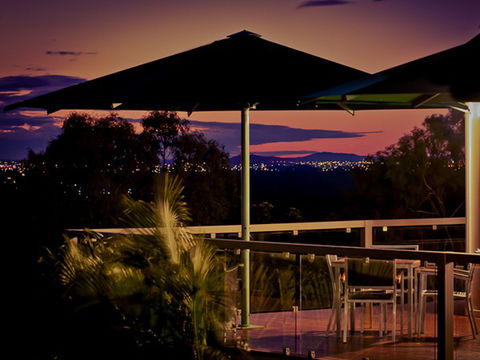 Mercure Clear Mountain Lodge Spa And Vineyard - Accommodation Mooloolaba 6